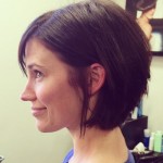 50-classy-short-hairstyles-for-thick-hair-23