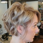 50-classy-short-hairstyles-for-thick-hair-4