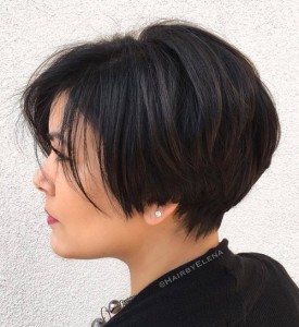 50 Classy Short Hairstyles for Thick Hair | The Fashionaholic
